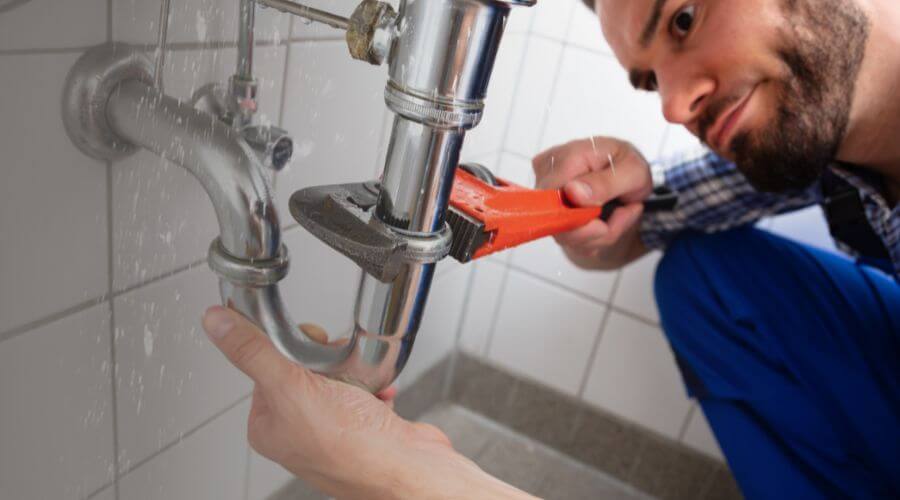 Professional same day plumber services in Monmouth, ME
